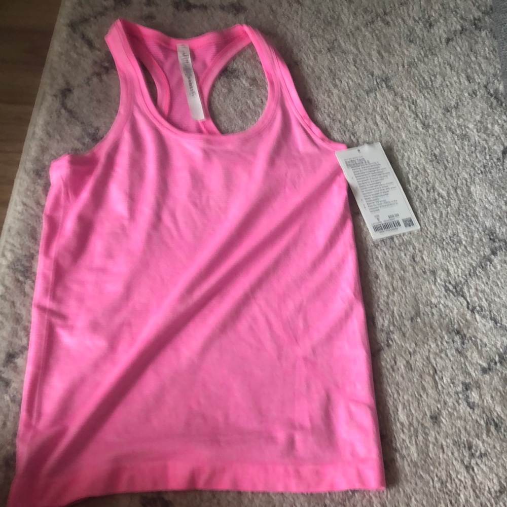 Lululemon swiftly size 6 dark prism pink